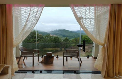 Ninnimamidi Complejo | Mirror Hotels & Resorts