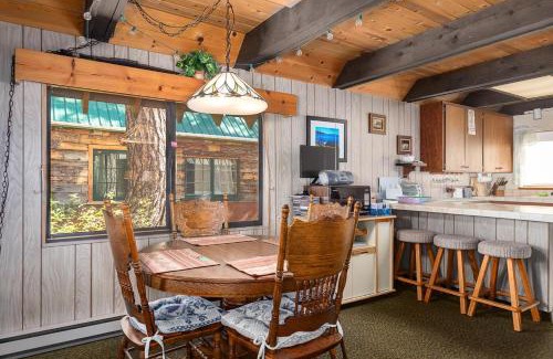 Tahoma Casa | Mirthwood Den