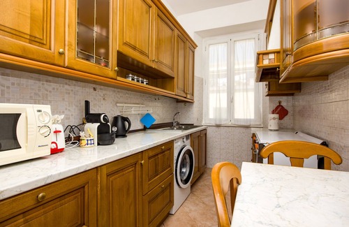 Prenestino-Centocelle Apartamento | [MIRTI Classic Plaza] Netflix | Wi-Fi and Relaxation Rome