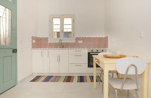Kardamena Casa | Mirtilo - Local Style, 1 Min from Main Beach