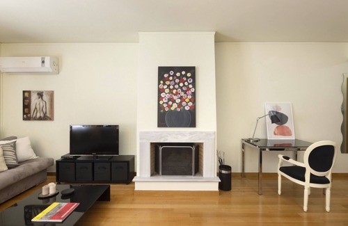 Makrigianni Apartamento | MisaraliotouA3 · 3BR Prime APT a breath away from