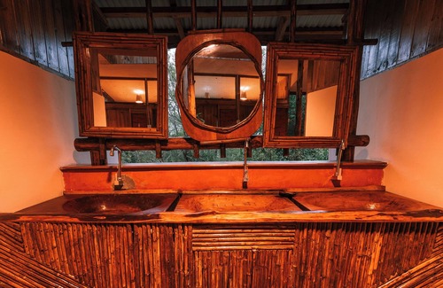 Pwani Cabina | MISENI RETREAT