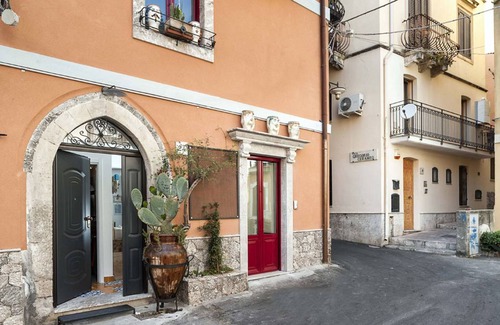 Taormina City Centre Casa | Miseria e Nobiltà