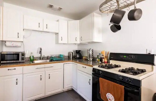Yuba City Casa | Misha’s HunnCottage
