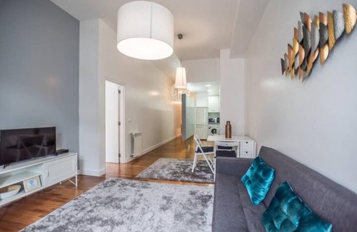 Encarnacao Apartamento | Misha s Place at Bairro Alto