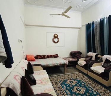 Karchana Complejo | Mishra bhawan