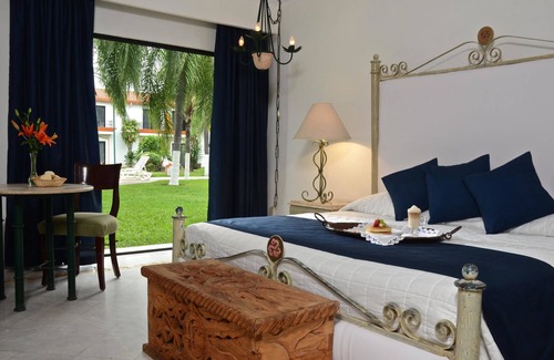 Colima Hotel | Misión Colima