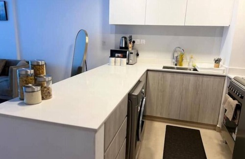 Sharjah Apartamento | Misk 1BR Urban Oasis - Downtown Aljada