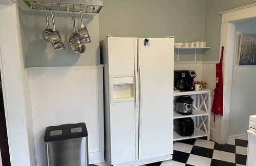 Hannon Park Casa | Miss Browns Mardi Gras Bungalow!