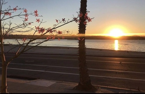 Crown Point Cabaña | Mission bay cottage on the water with views of Downtown San Diego