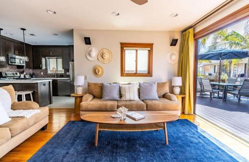 Mission Beach Casa | Mission Beach Retreat Steps to Bay & Beach