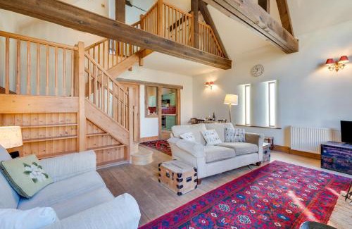 Docking Casa | Mission Hall