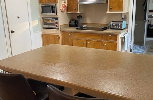 Green Valley Fairways Casa | Mission style home in the center of Green Valley.