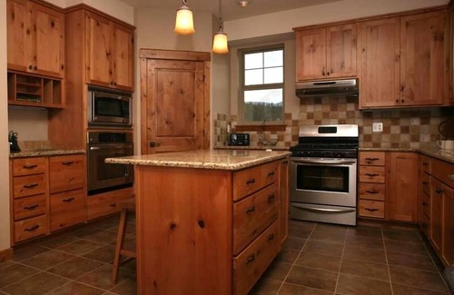 Huson Casa | Missoula Private Riverfront Luxury