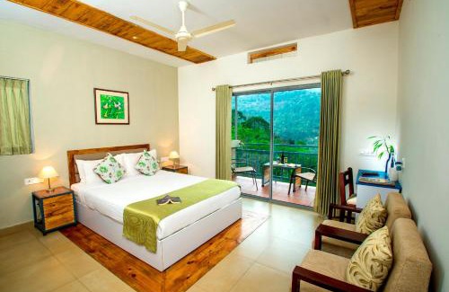 Iruttukanam Casa | Mistletoe Homestay & Cafe
