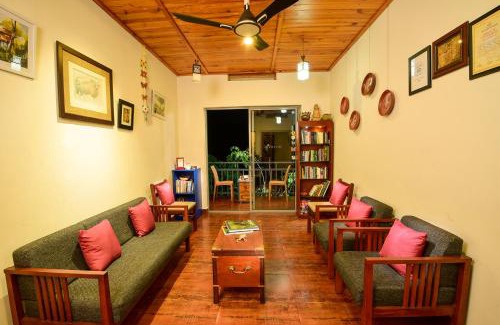 Iruttukanam Casa | Mistletoe Homestay & Cafe