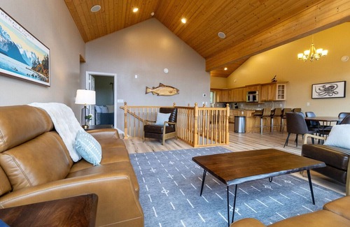 Bear Creek Casa | Misty Mountain Retreat, Epic Views, Sleeps 11