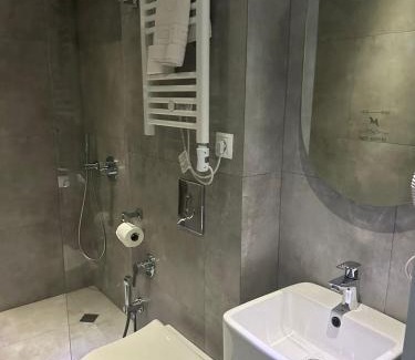 Avlabari Hotel | Mit Hotel Tbilisi