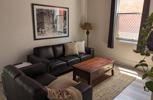 Albury Casa | Mitchell Cottage- Heritage Chic in Central Albury - Gorgeous two bedroom cottage in central Albury