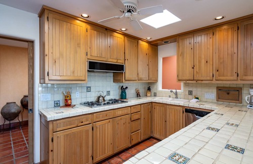 North Hills Casa | Mitchell's East Side