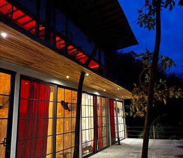 Minca Casa | Miterio Mundo Nuevo