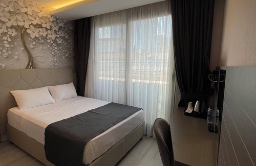 Old Town Hotel | Mithras Hotel