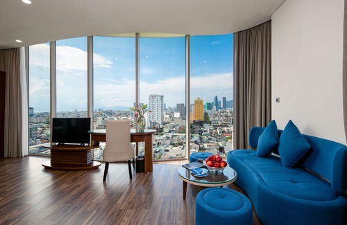 Hai Chau Hotel | Mitisa Hotel Da Nang - Near Dragon Bridge