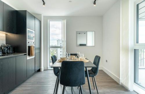 College Park and Old Oak Apartamento | Mitre Rothko by Artsy