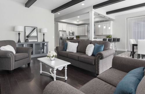 Bradley Casa | Mitten Lake Escape