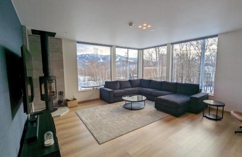 Rusutsu Casa | Mizuki Chalet with magnificent views of the Rusutsu Resort