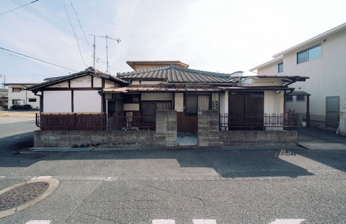Kurashiki Casa | MIZUSHIMA OLD HOUSE|Family and friends|Nostalgic house|98 ㎡|Parking lot|Bikan Historical Quarter 20 min.|Seto Ohashi Bridge 30 min.|Naoshima