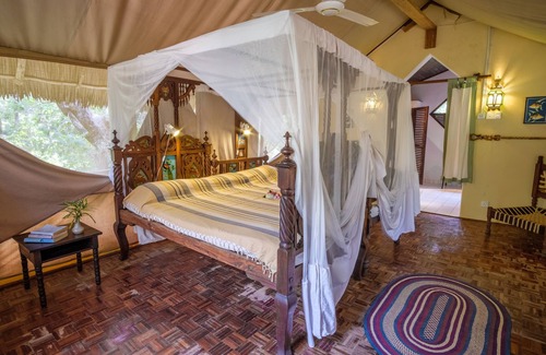 Pangani Otro | Mkoma Bay Tented Lodge