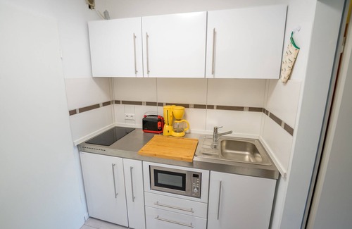 Aschach Apartamento | ML Apartment mit Balkon - Seenah, Ruhig und Zentral vor der Insel Lindau