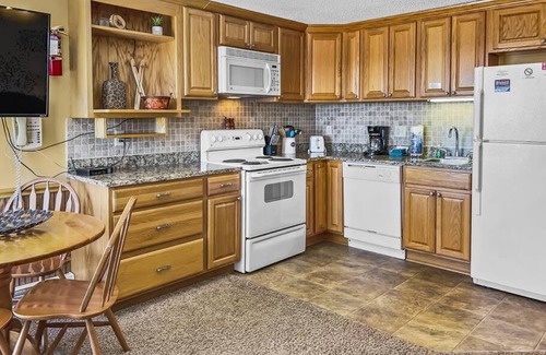 Snowshoe Apartamento | ML358 Calm And Comfortable Quick Access To Trails WiFi Parking