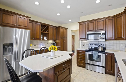 Hilton Casa | MM Properties Lake Ontario: The Oasis