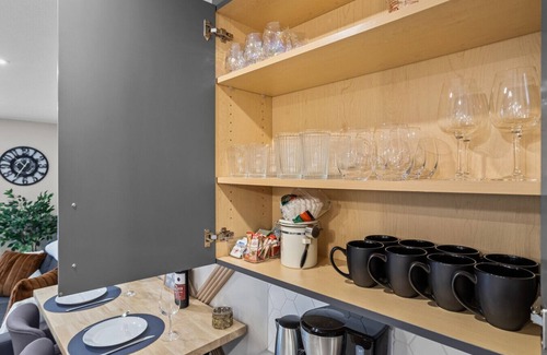 Harvie Heights Apartamento | Mnt Peak Views | Steps to Banff Gate | Hot Tub