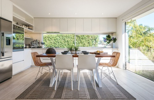 Oneroa Cabaña | Moa Magic - Waiheke Island Holiday Home