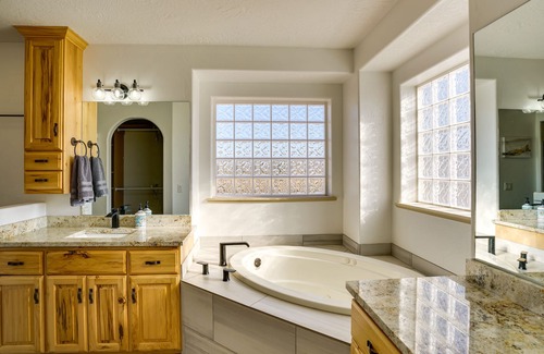 Moab South Valley Casa | Moab Home w/ Pool - 14 Mi to Arches National Park!