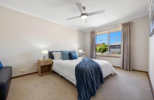 Moana Apartamento | Moana Hideaway - 3BR, BBQ, Parking