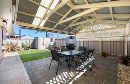 Moana Apartamento | Moana Hideaway - 3BR, BBQ, Parking