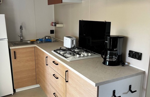 Villeneuve-les-Maguelone Casa | Mobil-home Riviera flower, 4pers 2ch, at Camping de l'Arnel