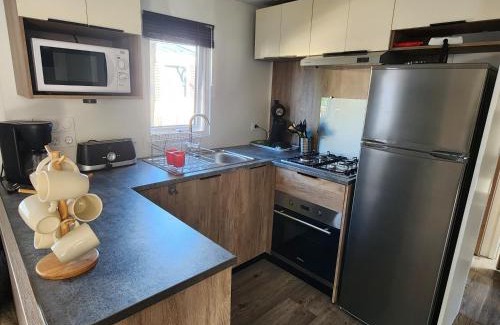 Villeneuve-les-Beziers Otro | Mobil-home climatisé à Valras Plage dans le camping 4 étoiles les Sables du midi à 800m de la plage