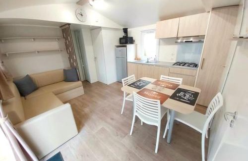 Lagorce Otro | Mobil home climatisé 6pers. 3CH camping domaine de chaussy 5* Ardèche