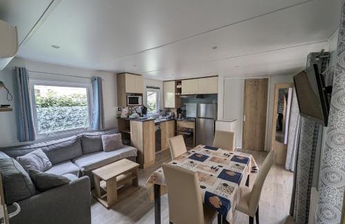 Les Mathes Otro | Mobil home climatisé récent 2 salles d'eau, 2 WC à SIBLU Bonne Anse plage