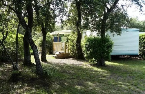 Brousses-et-Villaret Casa | Camping Le Martinet Rouge *** - Casa móvil 3 habitaciones 4 Personas