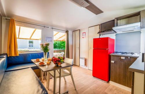 Sainte-Eulalie-en-Born Otro | Mobil home dans camping familial piscine
