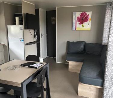 Torreilles-Plage Chalet De Esquí | Mobil-home les pieds dans l'eau camping LES DUNES 5"'"