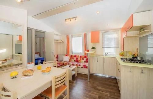Saint Laurent de la Pree Casa | Mobile home Einfache Terrasse
