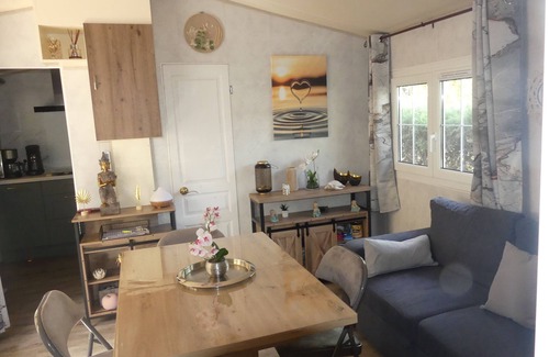 Gallargues-le-Montueux Casa | Mobile Home Rental Camping Les Amandiers