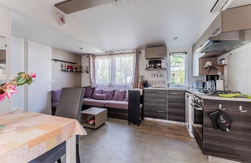 Saint-Julien-en-Born Alquiler De RV | Mobil Home 'Les Dunes De Contis' con piscina compartida, terraza privada y aire acondicionado